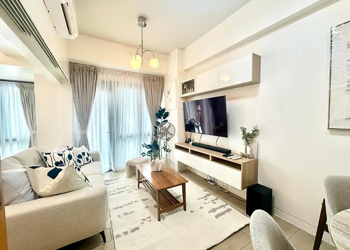 New Cozy 1br King Bed At Greenbelt Hamilton Makati Aparthotel *