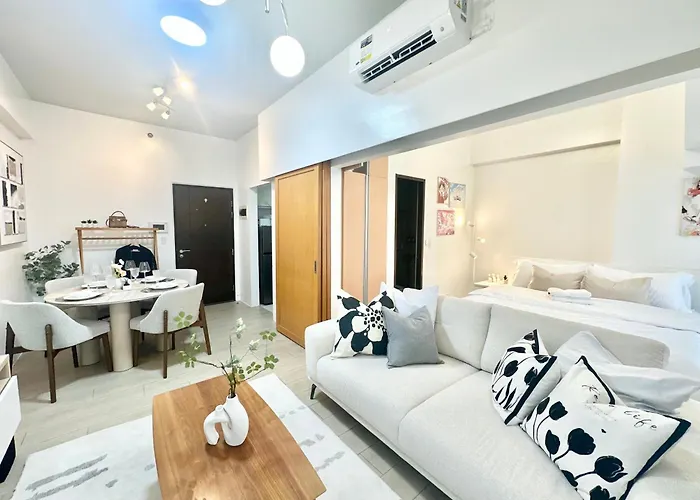 New Cozy 1br King Bed At Greenbelt Hamilton Makati Manila