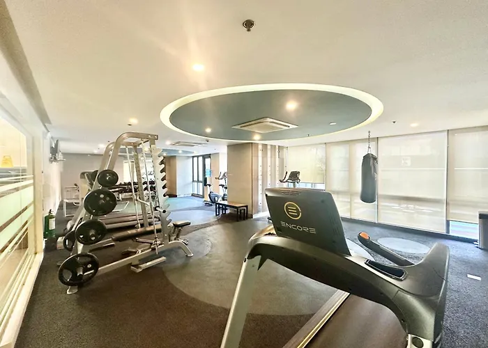 New Cozy 1br King Bed At Greenbelt Hamilton Makati Manila