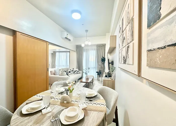 New Cozy 1br King Bed At Greenbelt Hamilton Makati Aparthotel