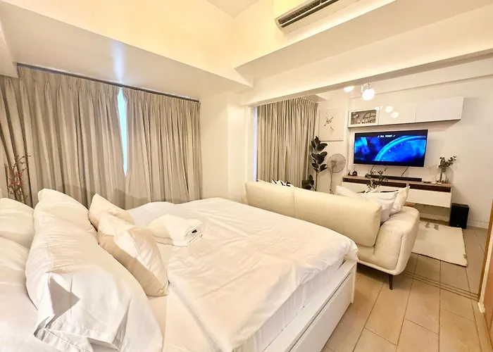 New Cozy 1br King Bed At Greenbelt Hamilton Makati