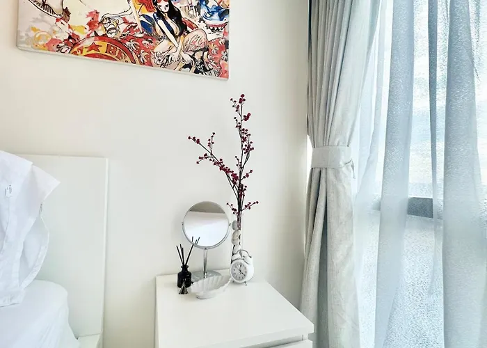 New Cozy 1br King Bed At Greenbelt Hamilton Makati Aparthotel