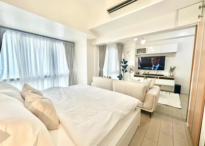 New Cozy 1br King Bed At Greenbelt Hamilton Makati *