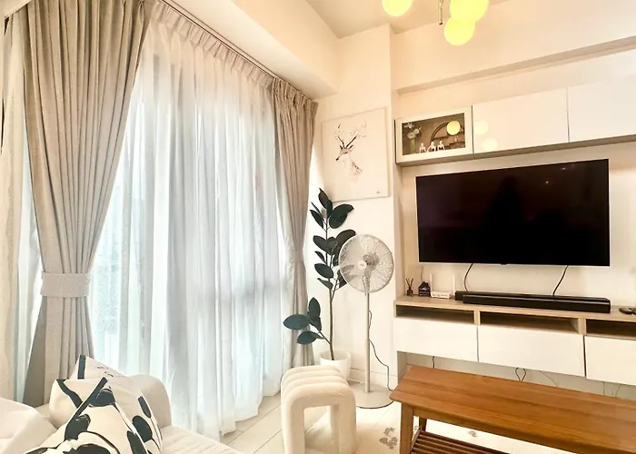 New Cozy 1br King Bed At Greenbelt Hamilton Makati Manila